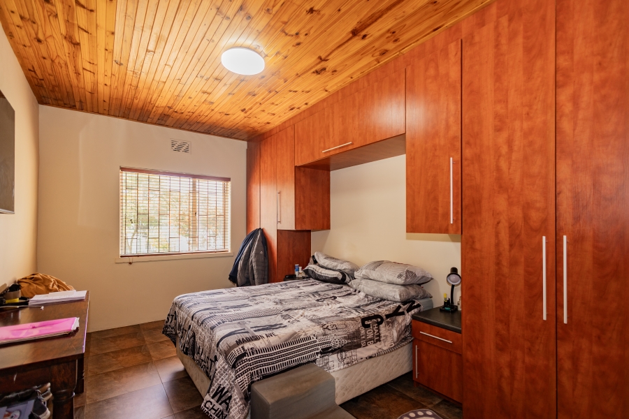 5 Bedroom Property for Sale in Ruyterwacht Western Cape